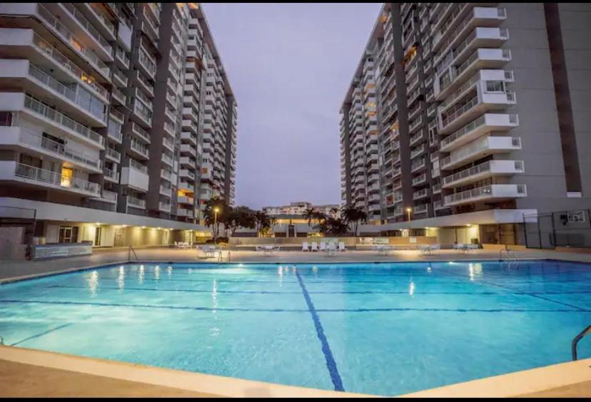 Ocean View Apt On Isla Verde In A 14Th Floor San Juan Exteriér fotografie