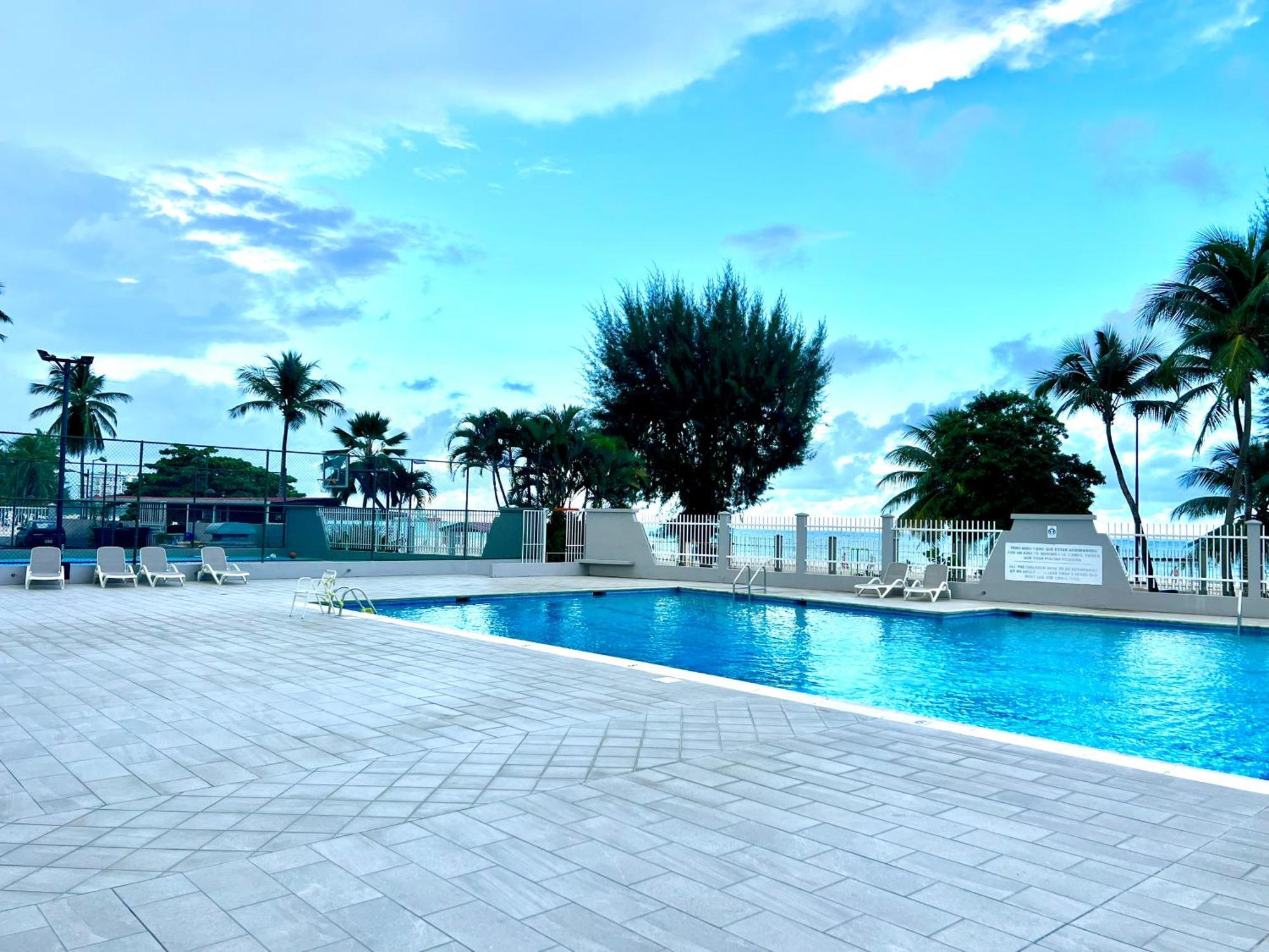 Ocean View Apt On Isla Verde In A 14Th Floor San Juan Exteriér fotografie